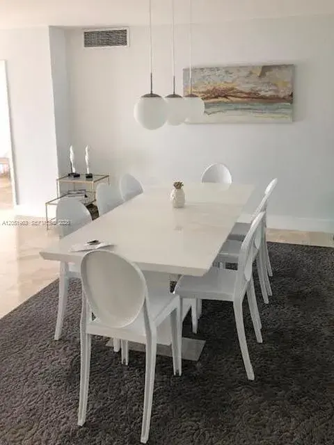 5701 Collins Ave # 1415, Miami Beach FL 33140