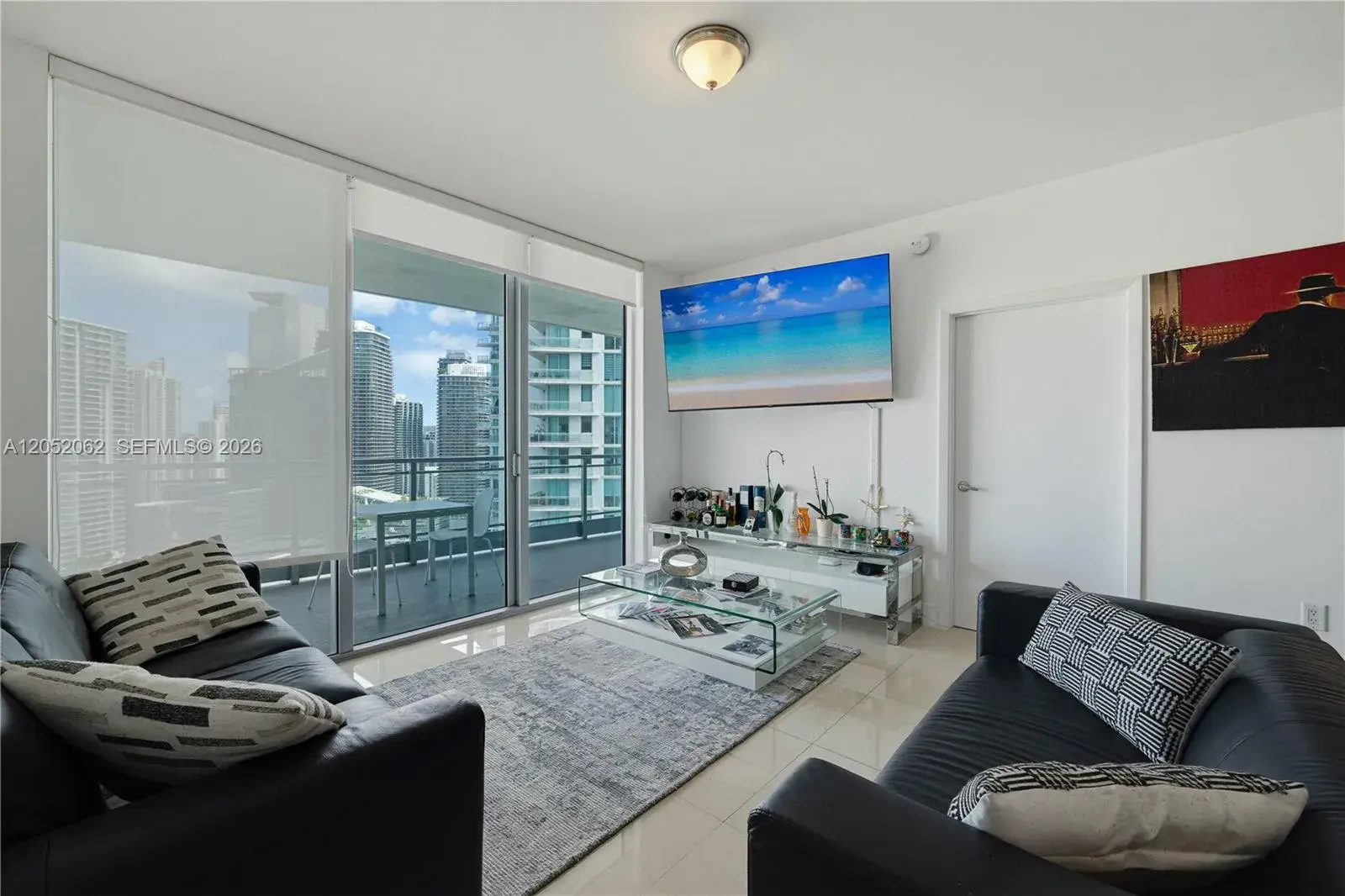 90 SW 3rd St # 3511, Miami FL 33130