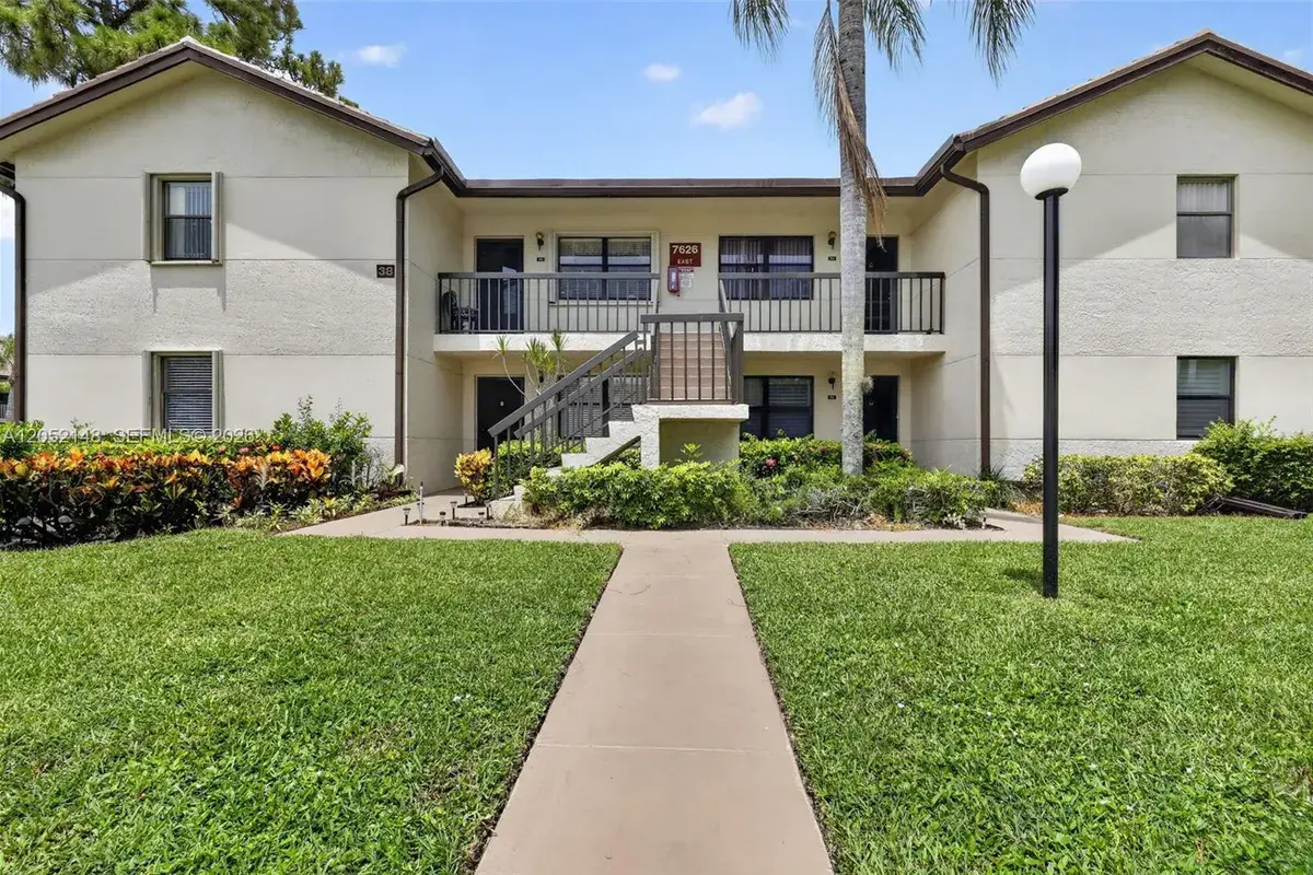 7626 Tahiti Ln # 204, Lake Worth FL 33467