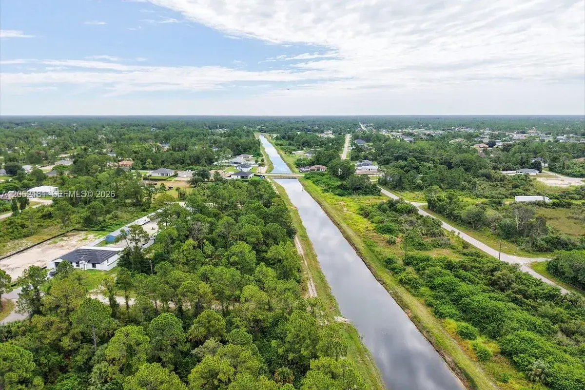 2814 Ida Ave N, Lehigh Acres FL 33971