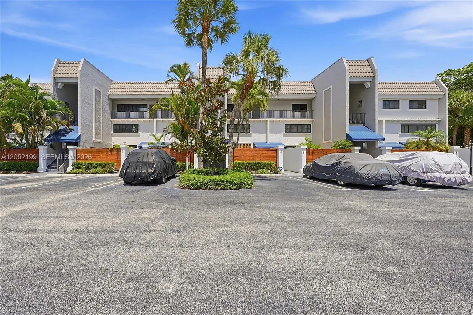 801 Palm Trl # 10, Delray Beach FL 33483