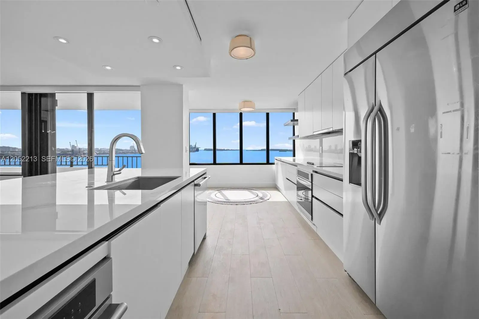 520 Brickell Key Dr # A1206, Miami FL 33131