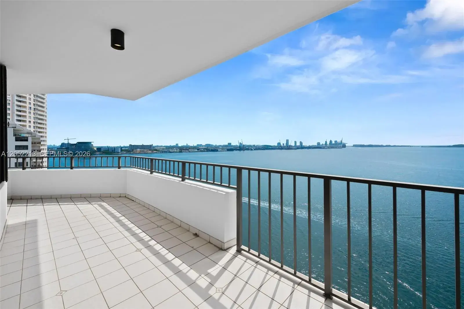 520 Brickell Key Dr # A1206, Miami FL 33131