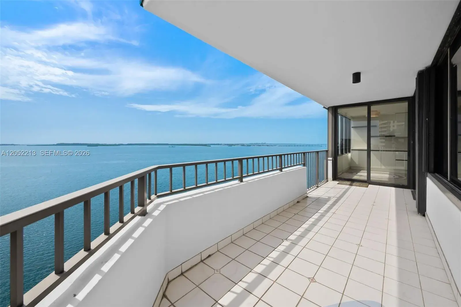 520 Brickell Key Dr # A1206, Miami FL 33131