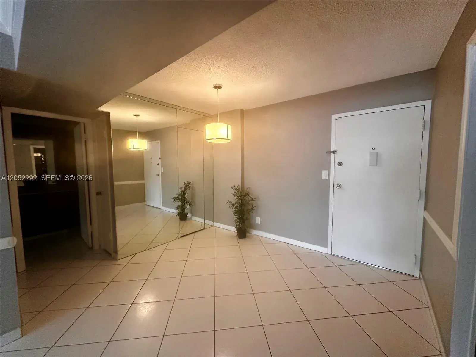 6700 Cypress Rd # 111, Plantation FL 33317