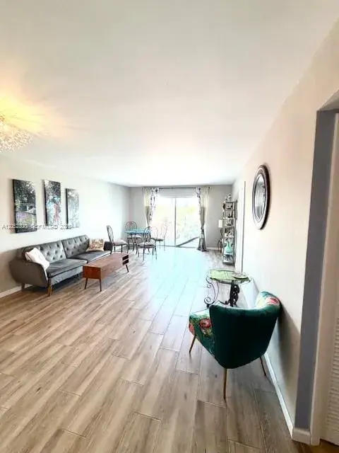 215 SE 3rd Ave # 306C, Hallandale Beach FL 33009