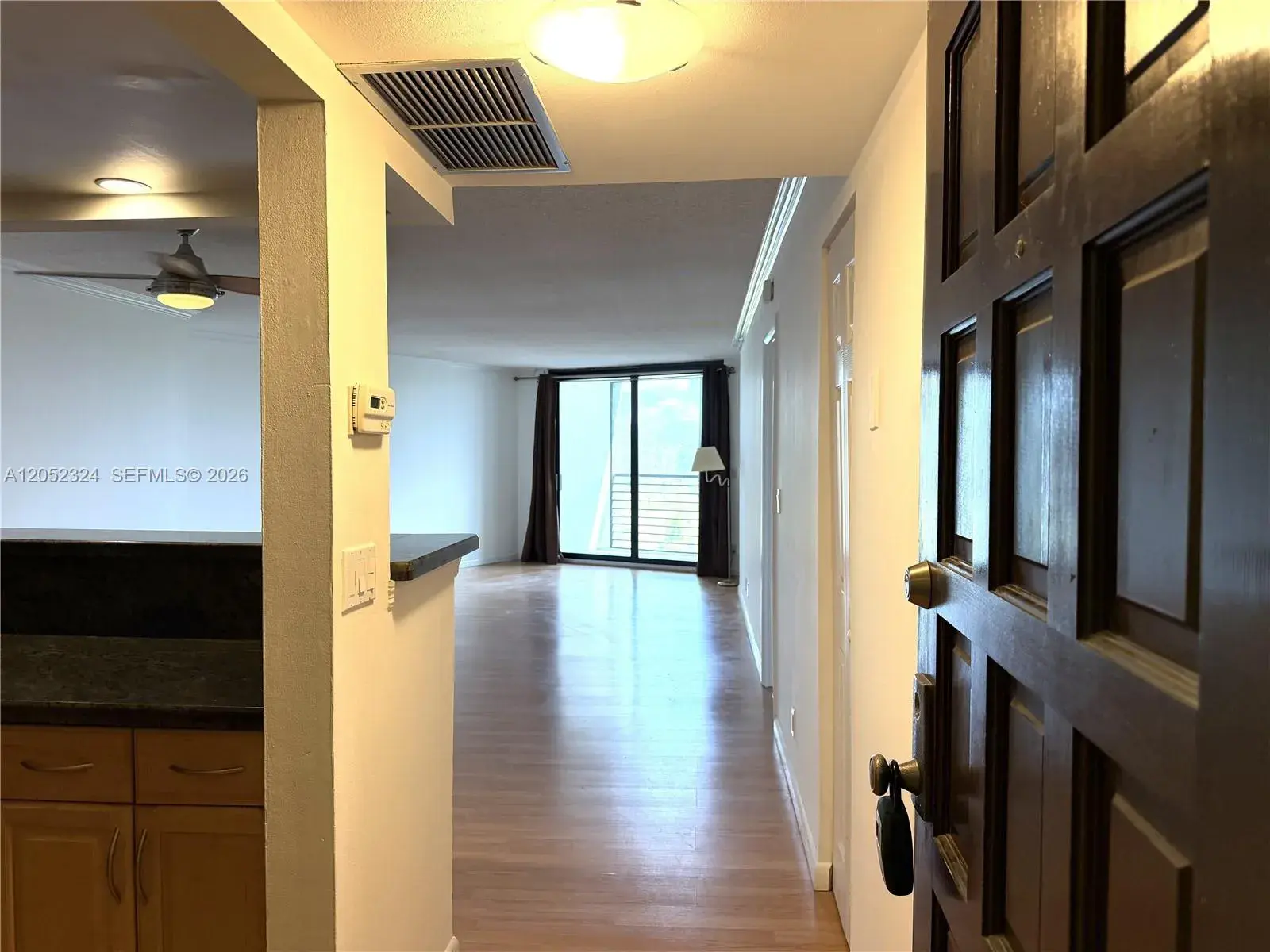 3800 N Hills Dr # 401, Hollywood FL 33021