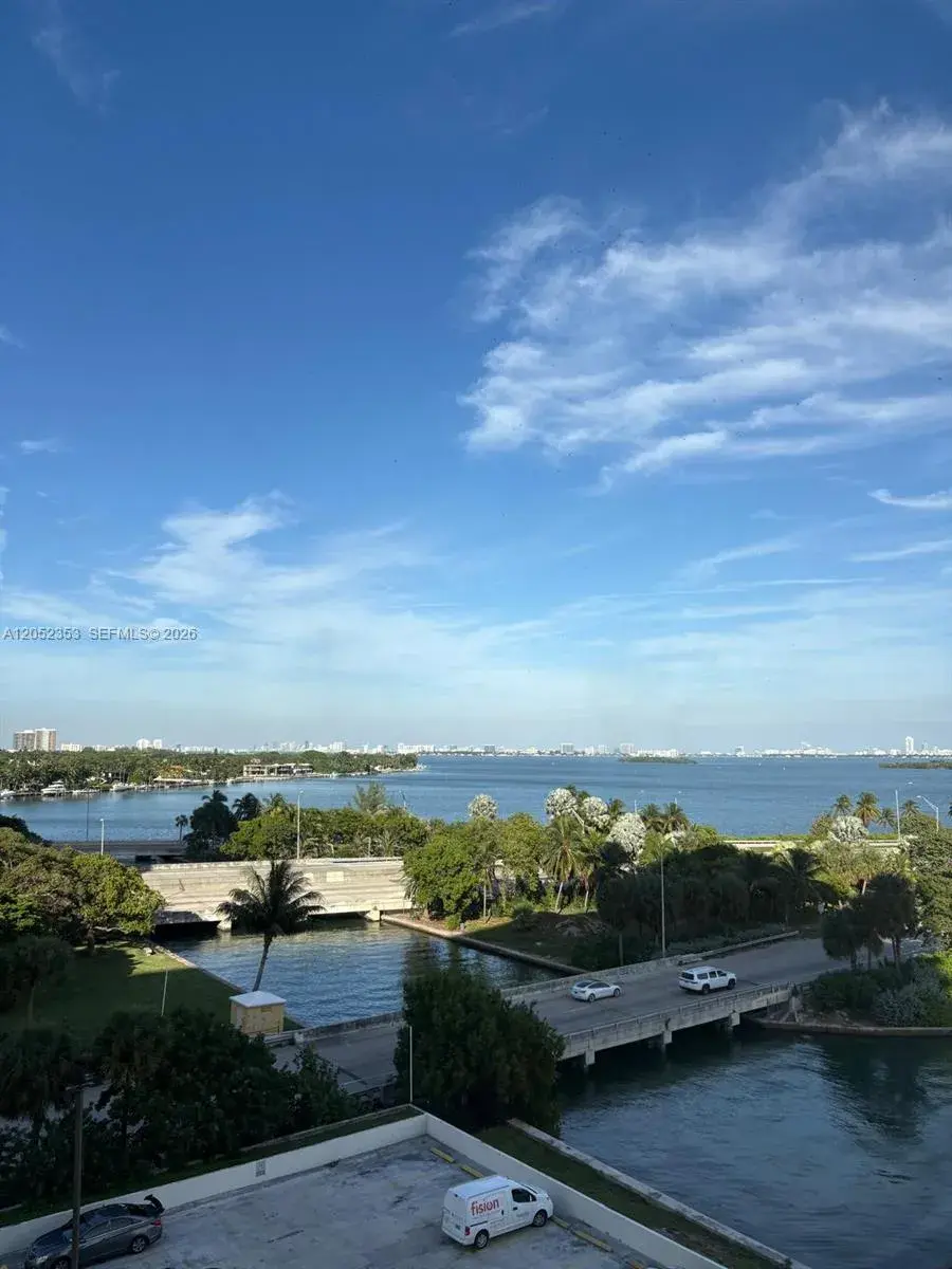 600 NE 36th St # 714, Miami FL 33137