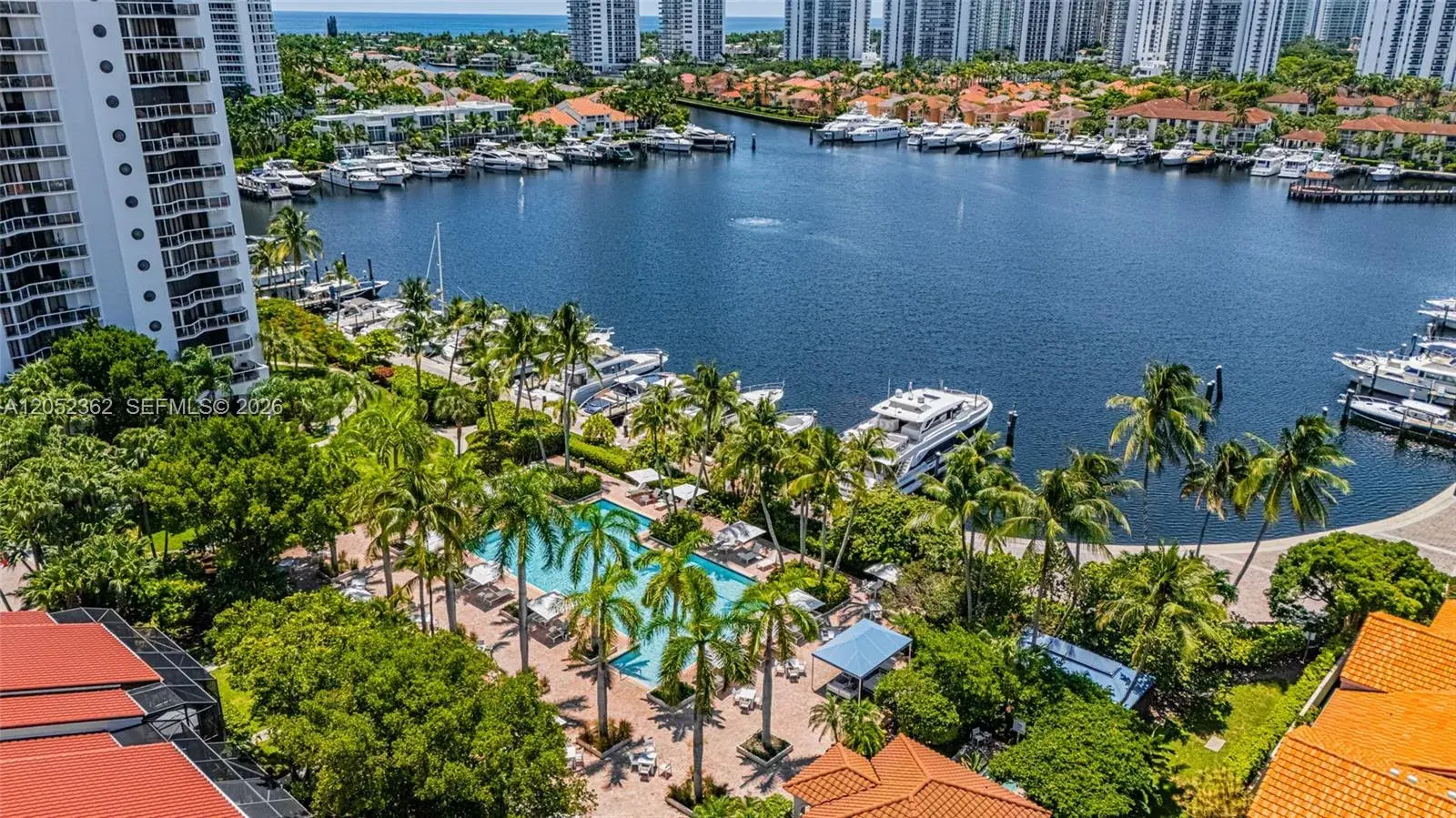 2 bedroom 2 bath Residential for sale at 3598 Yacht Club Dr, Aventura FL 33180