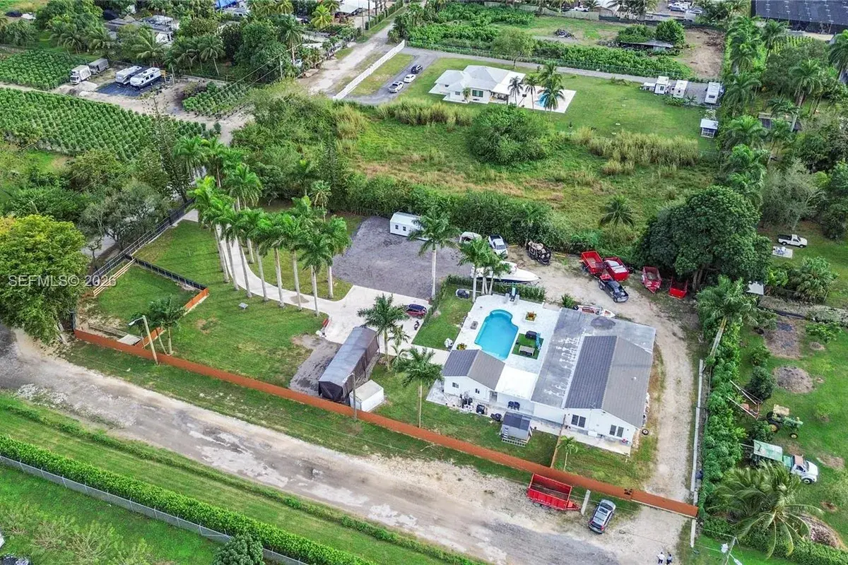 35220 SW 213th Ave, Homestead FL 33034