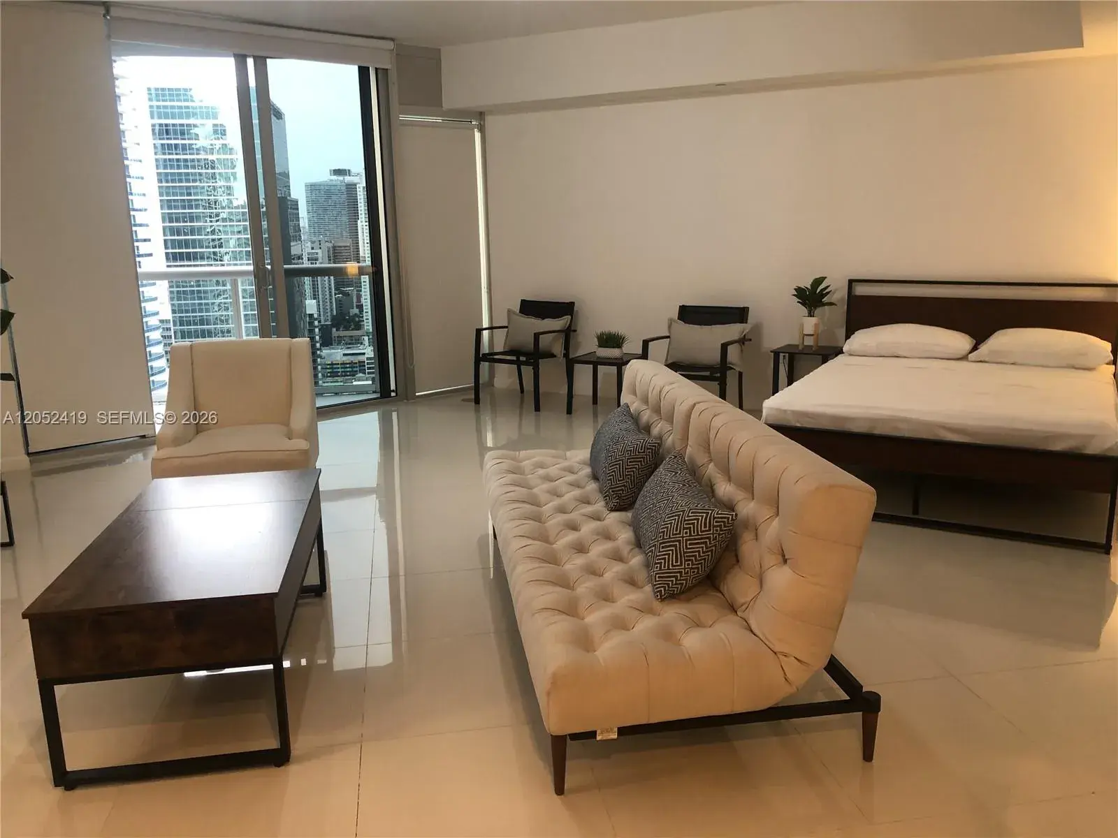 475 Brickell Ave # 4008, Miami FL 33131
