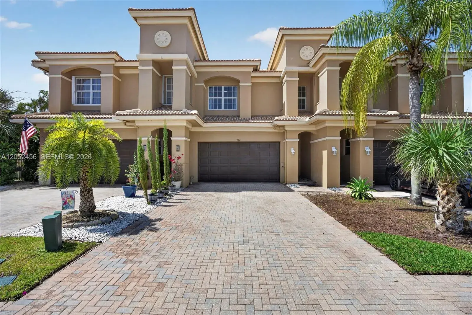 3 bedroom 2 bath Residential for sale at 212 Catania Way, Royal Palm Beach FL 33411