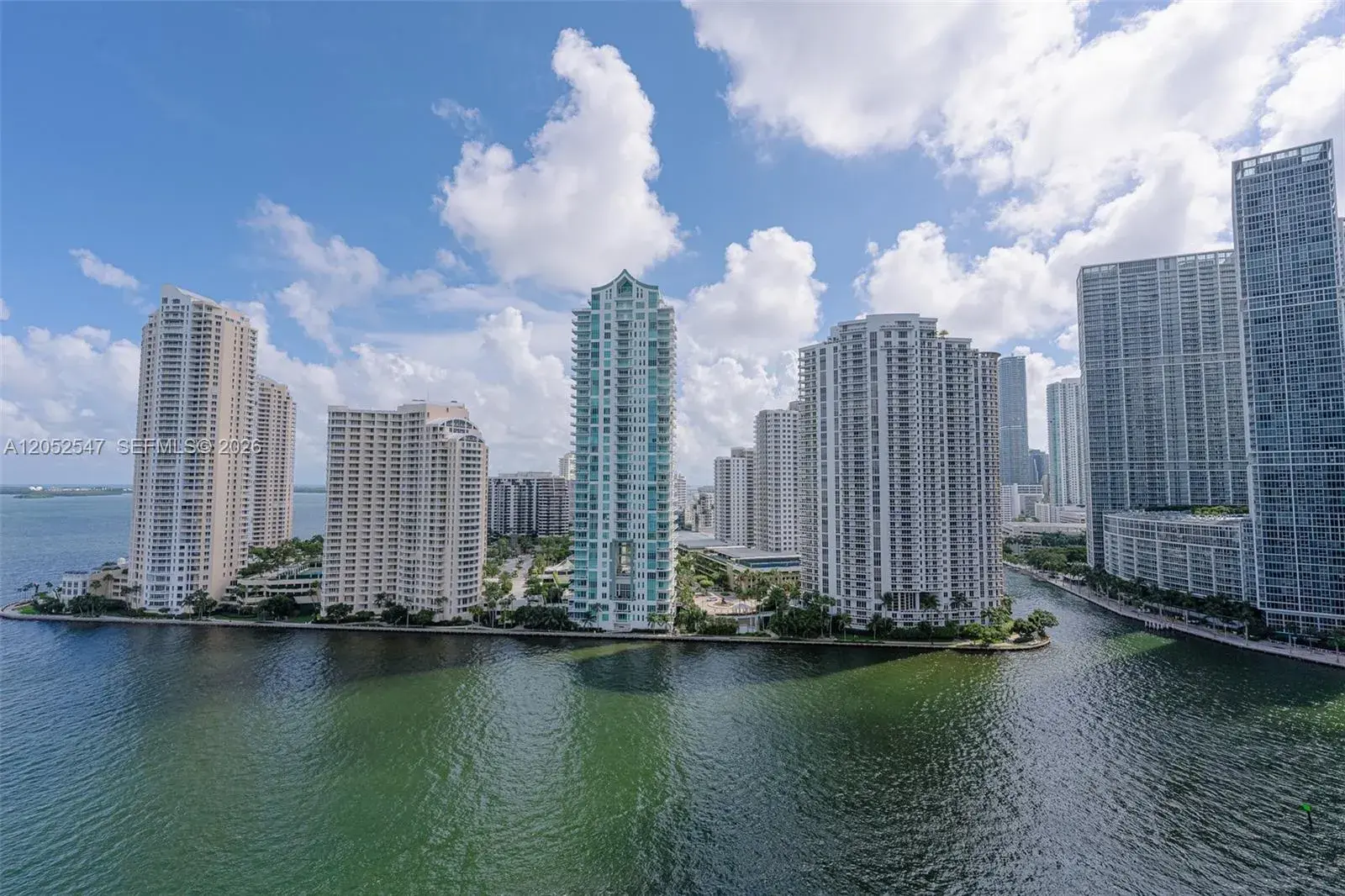 2 bedroom 2 bath Residential Lease for rent at 325 S Biscayne Blvd # 2119, Miami FL 33131