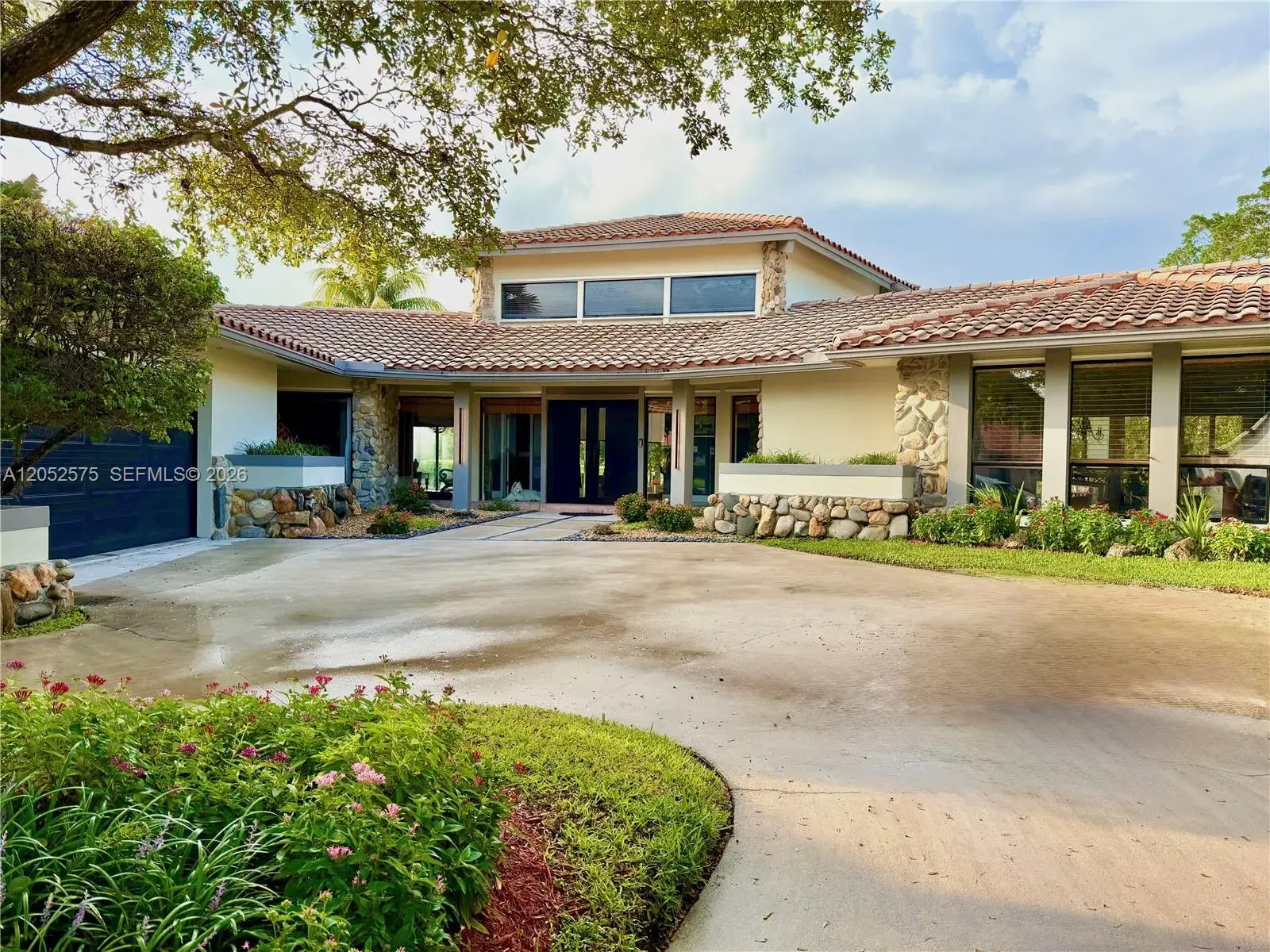 5 bedroom 3 bath Residential for sale at 400 Sea Turtle Ter, Plantation FL 33324