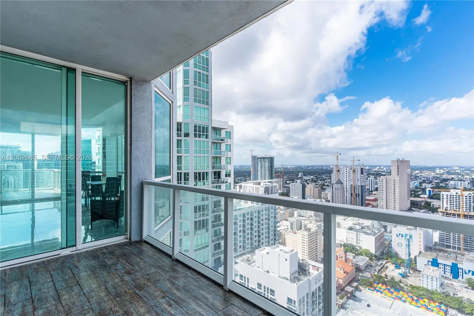 244 Biscayne Blvd # 4708, Miami FL 33132