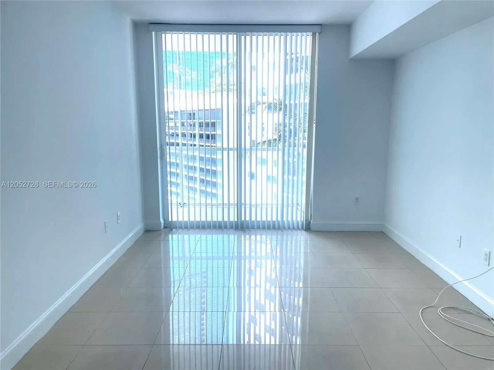 218 SE 14th St # 1004, Miami FL 33131
