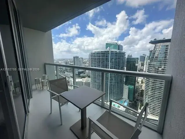 475 Brickell Ave # 5010, Miami FL 33131