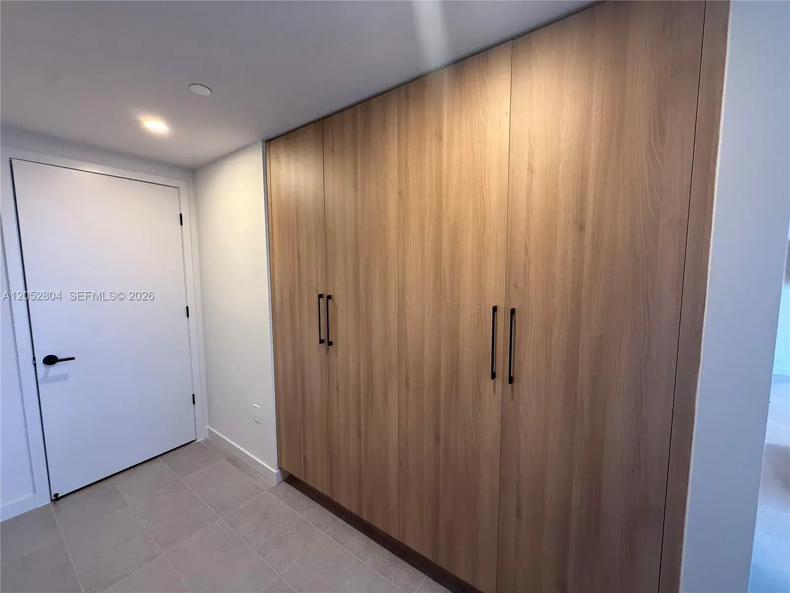 121 NE 5th St # 3013, Miami FL 33132