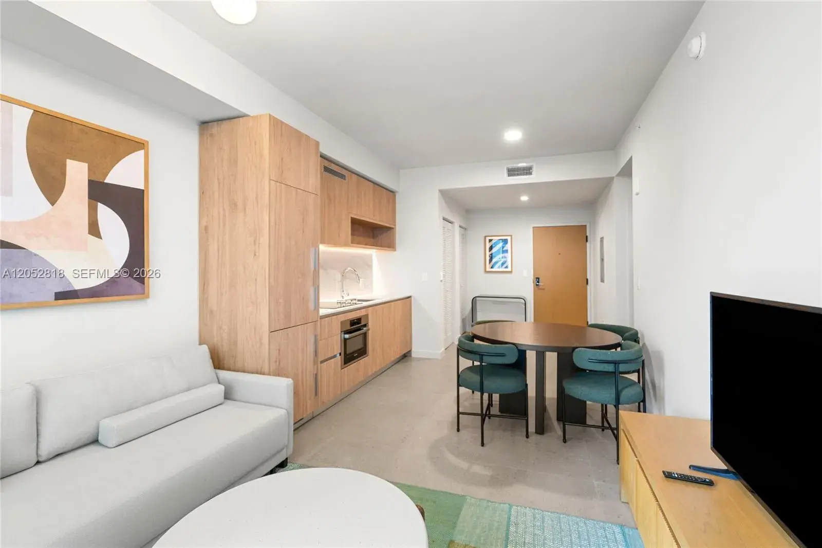 1 bedroom 1 bath Residential for sale at 11 NE 6th St # 2204, Miami FL 33132