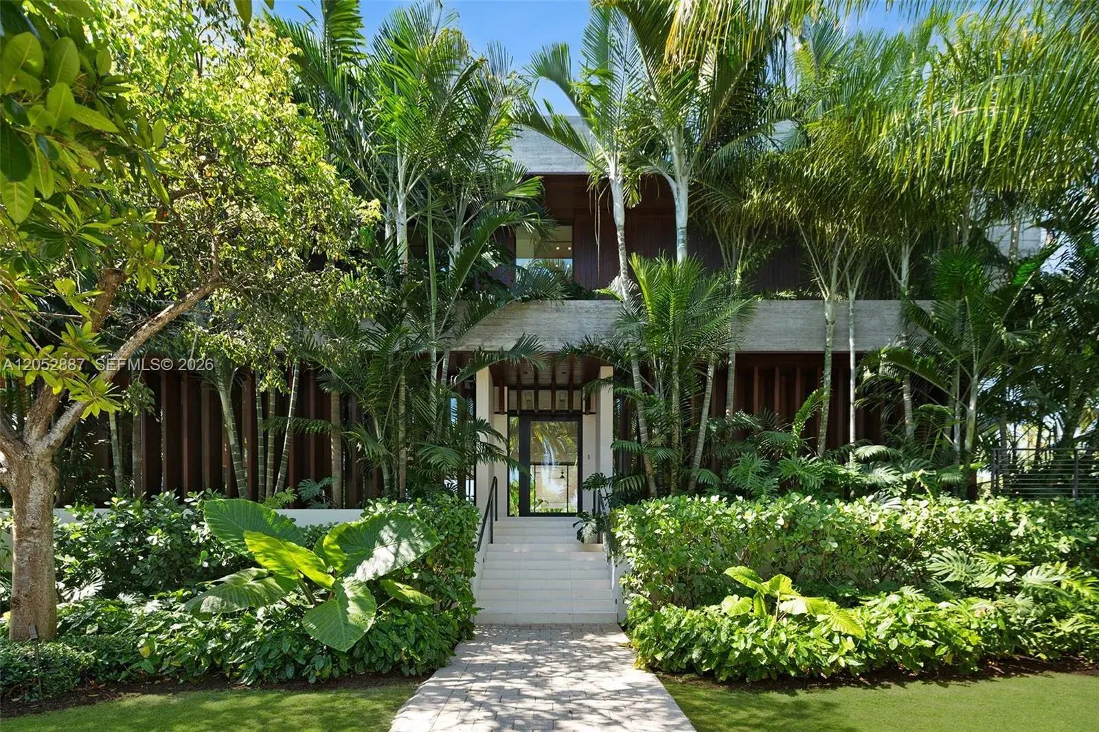 1420 W 23rd St, Miami Beach FL 33140