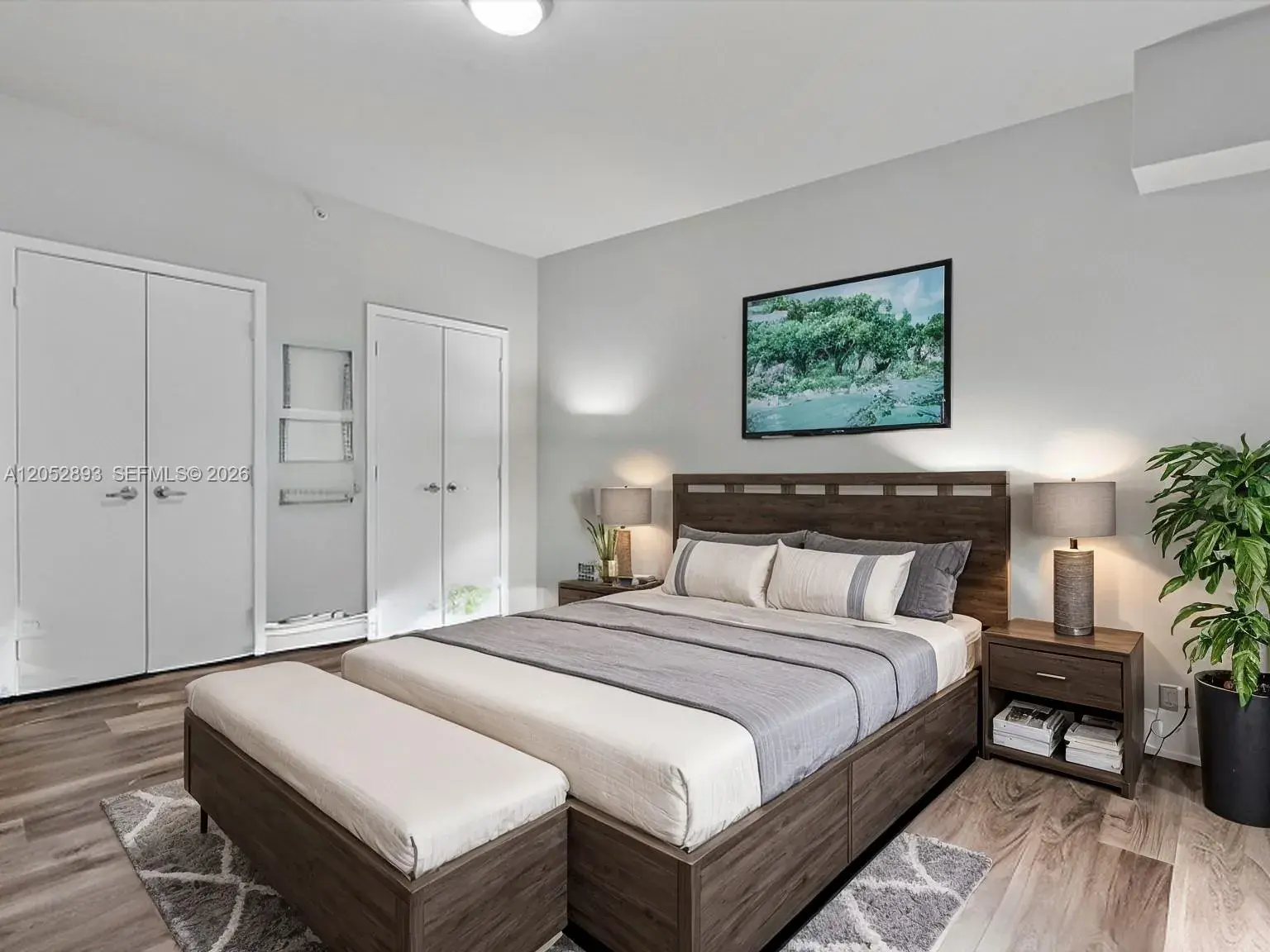 888 Biscayne Blvd # 509, Miami FL 33132
