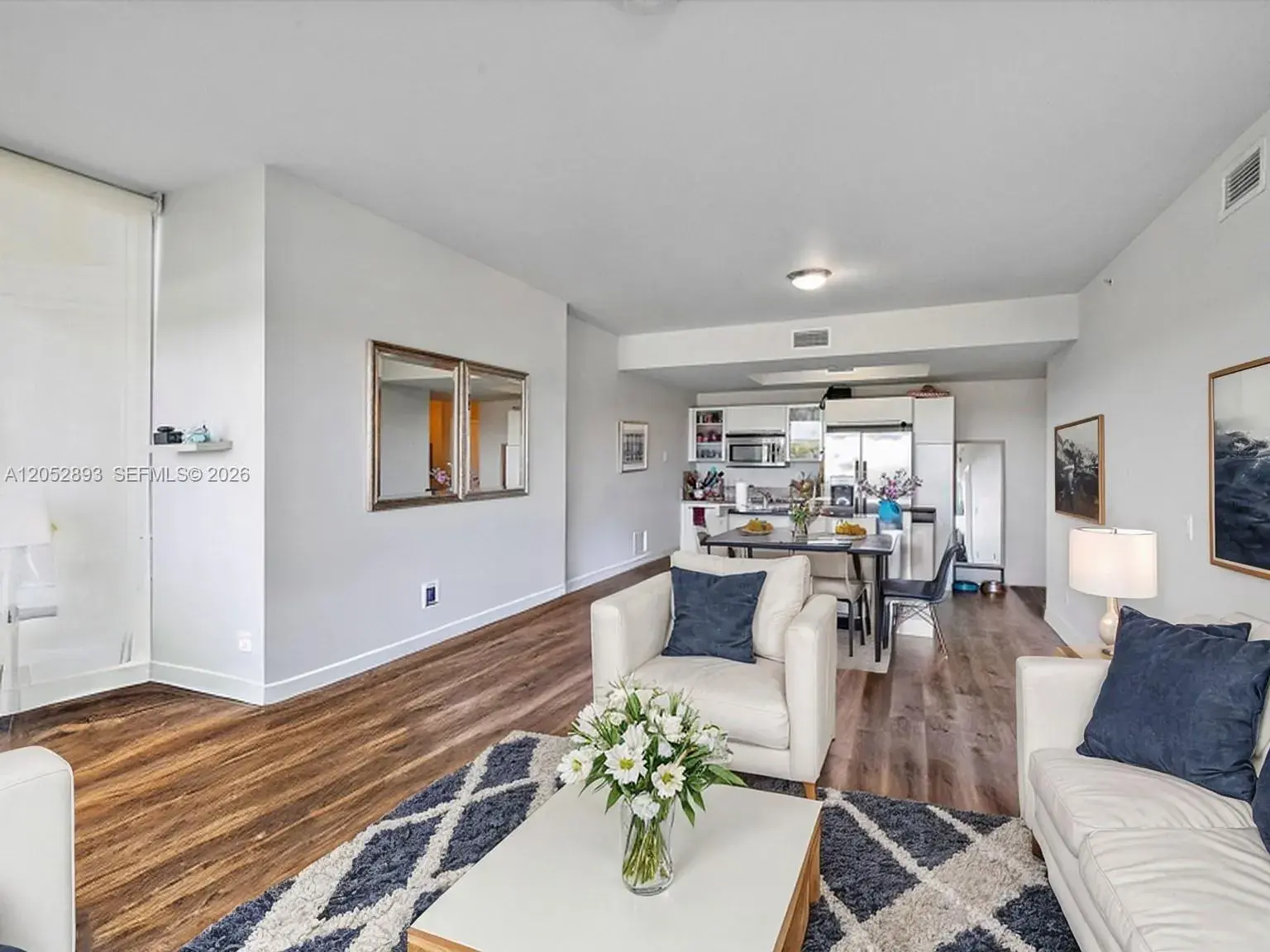 888 Biscayne Blvd # 509, Miami FL 33132