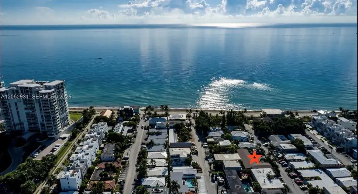 333 Palm St, Hollywood FL 33019