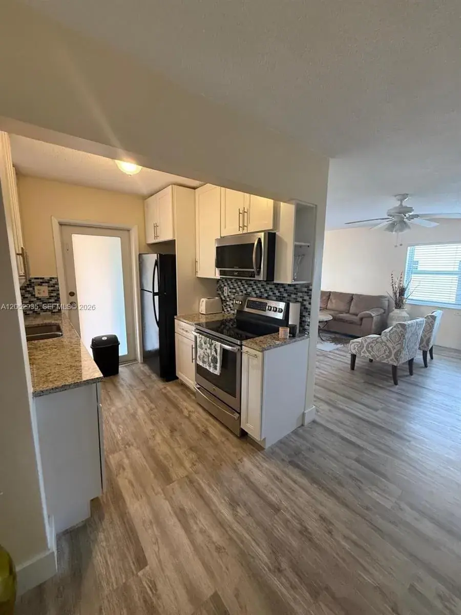 1747 Rodman St # 305, Hollywood FL 33020