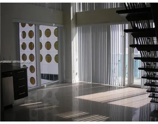 41 SE 5th St # 402, Miami FL 33131