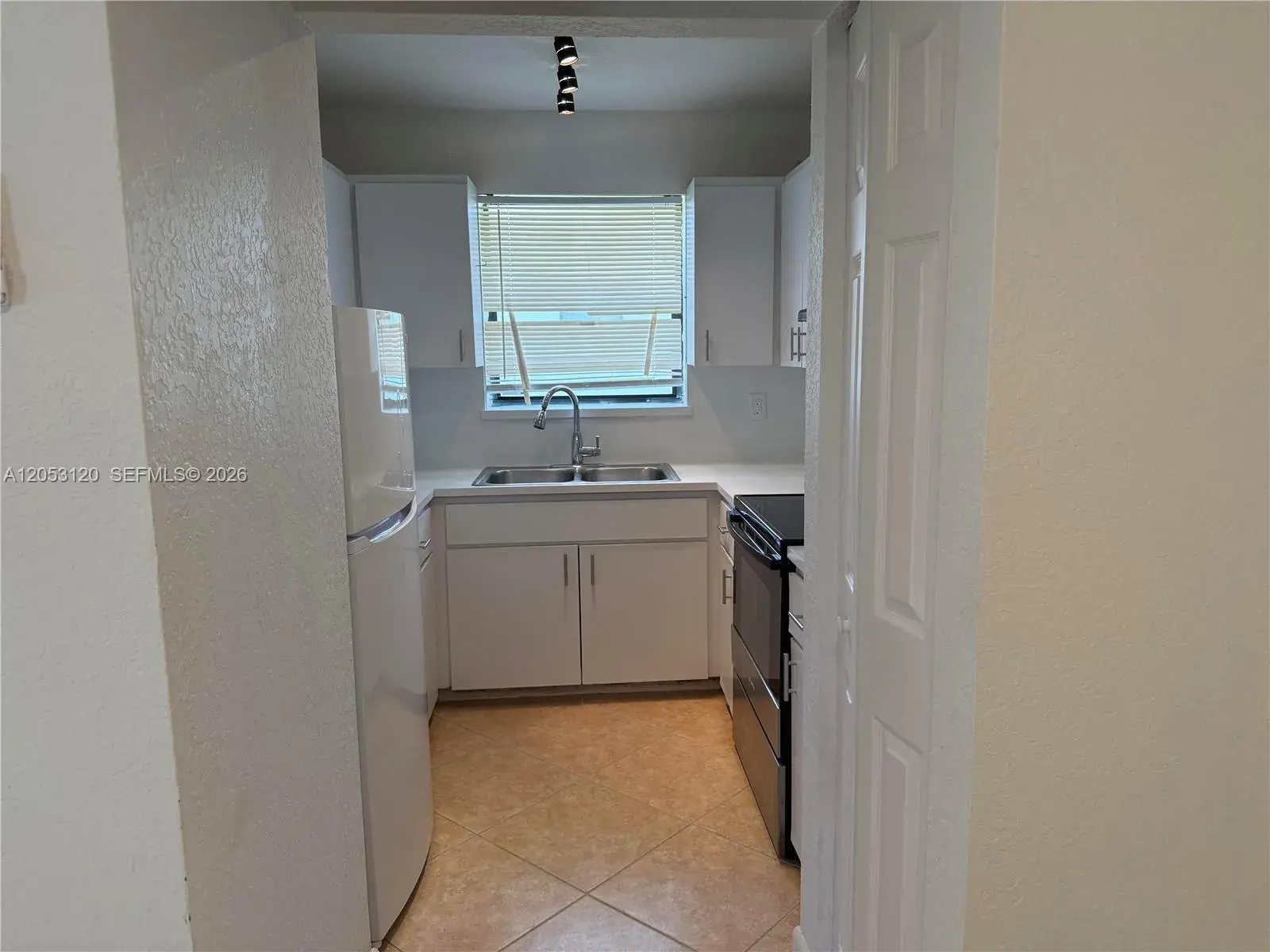 2120-2122 Thomas St # 2122, Hollywood FL 33020