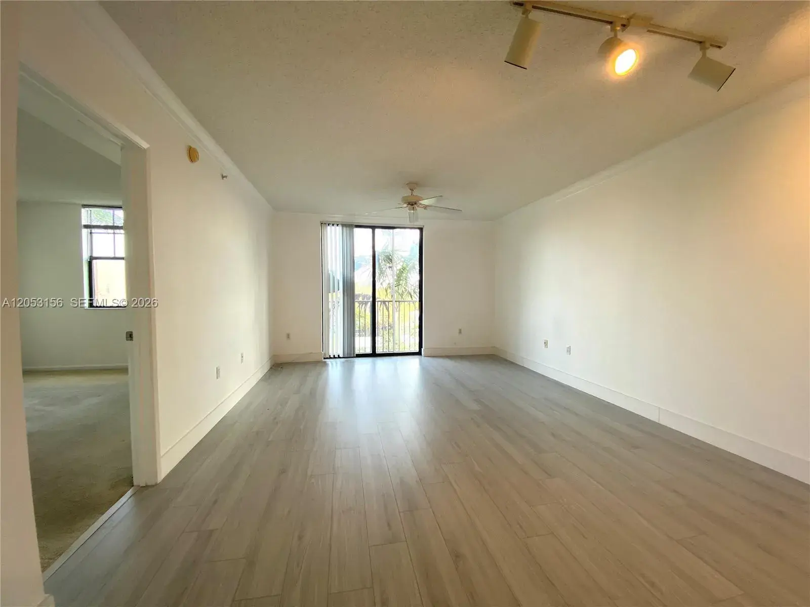 1919 Van Buren St # 506A, Hollywood FL 33020