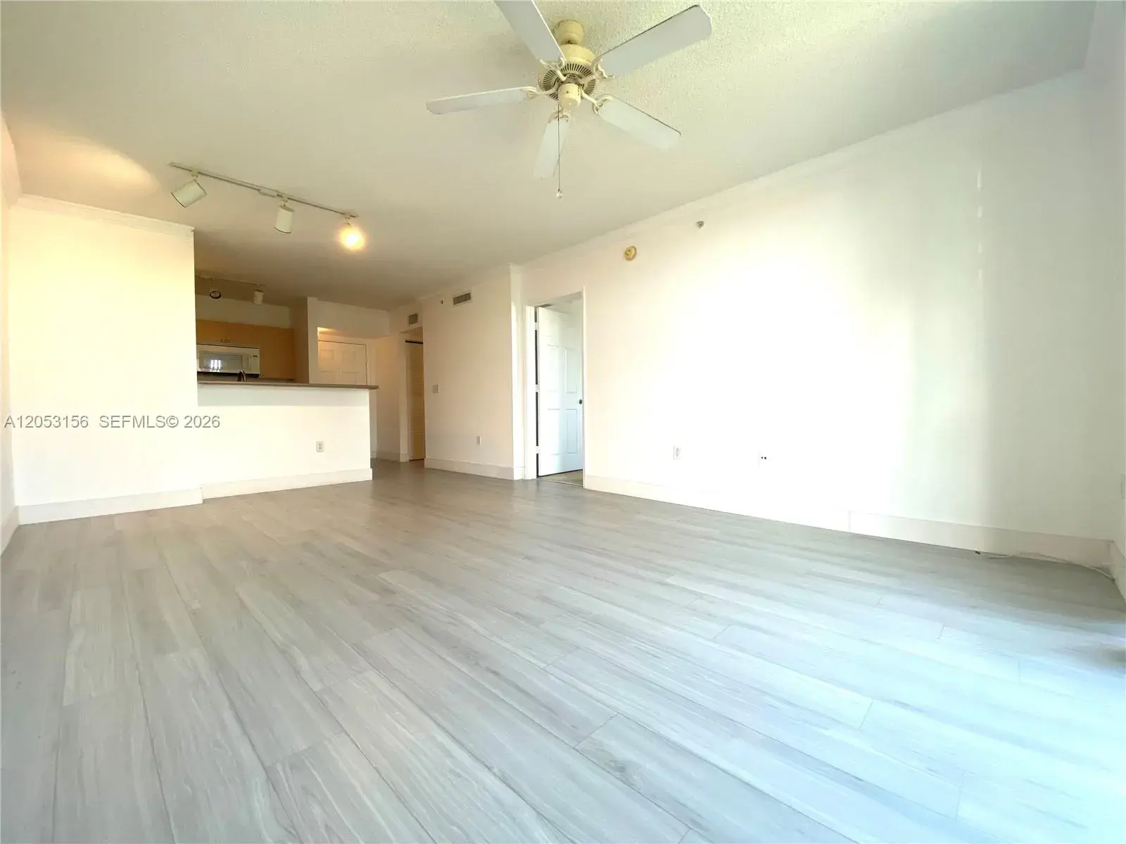1919 Van Buren St # 506A, Hollywood FL 33020