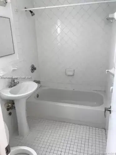 1235 Euclid Ave # 8, Miami Beach FL 33139