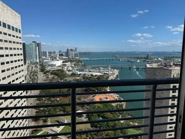 325 S Biscayne Blvd # 4320, Miami FL 33131
