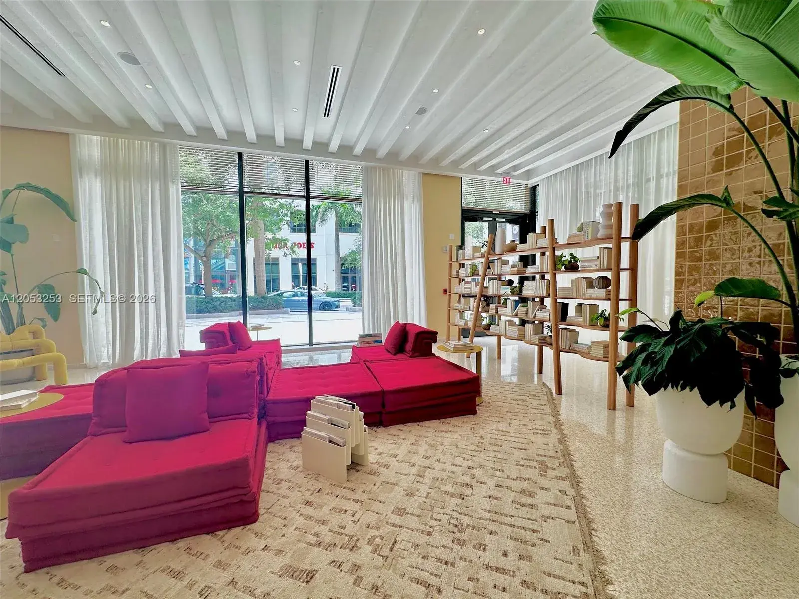 90 NE 32ND ST # 1012, Miami FL 33137