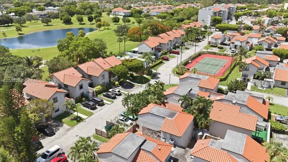 10339 NW 9th St Cir # 2, Miami FL 33172