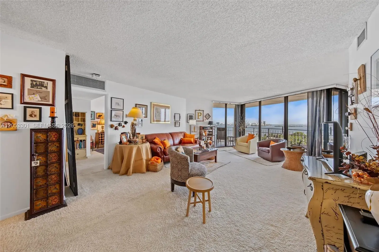 2 bedroom 2 bath Residential for sale at 4000 Towerside Ter # 1210, Miami FL 33138