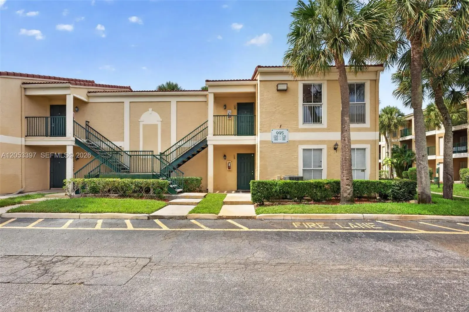 995 Riverside Dr # 120, Coral Springs FL 33071
