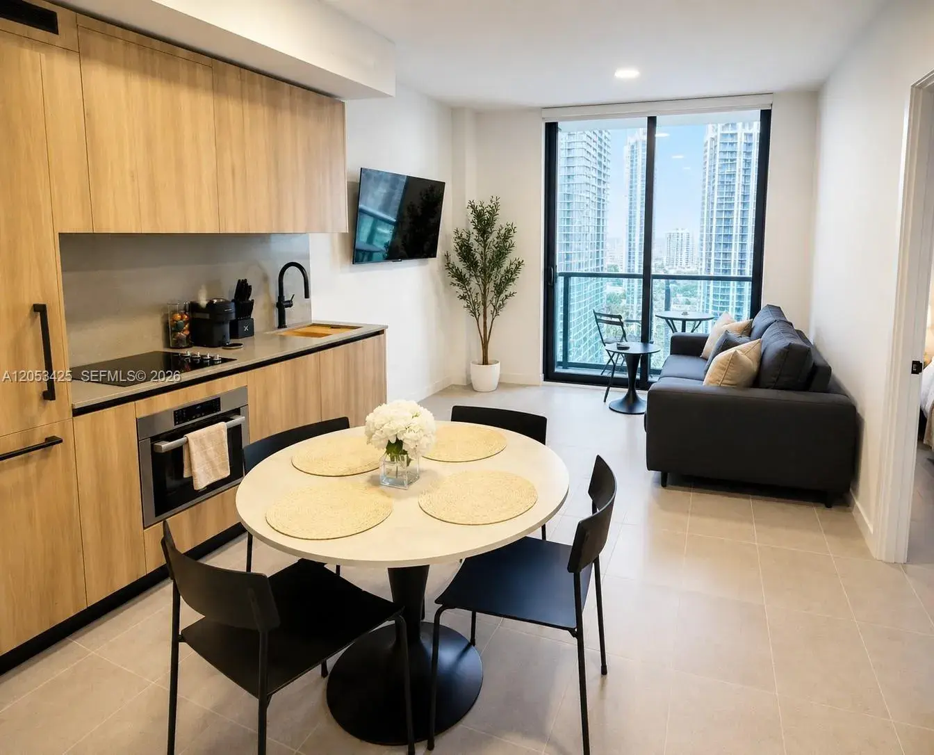 121 NE 5th St # 3411, Miami FL 33132
