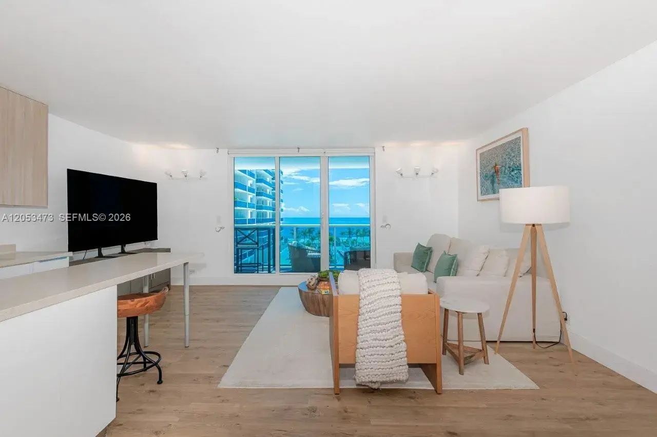 2301 Collins Ave # 541, Miami Beach FL 33139