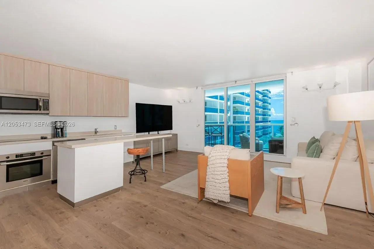2301 Collins Ave # 541, Miami Beach FL 33139