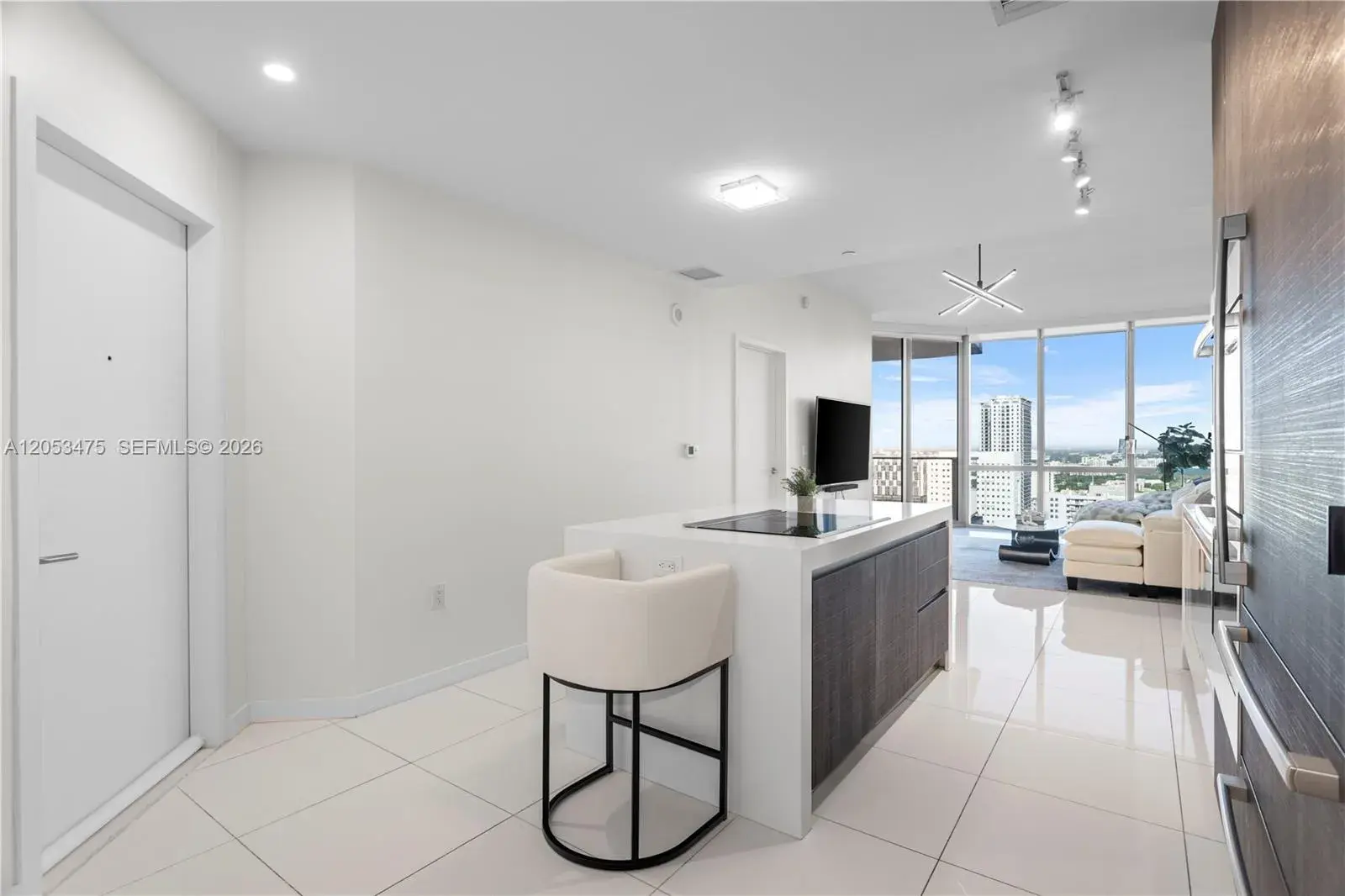 851 NE 1st Ave # 2308, Miami FL 33132