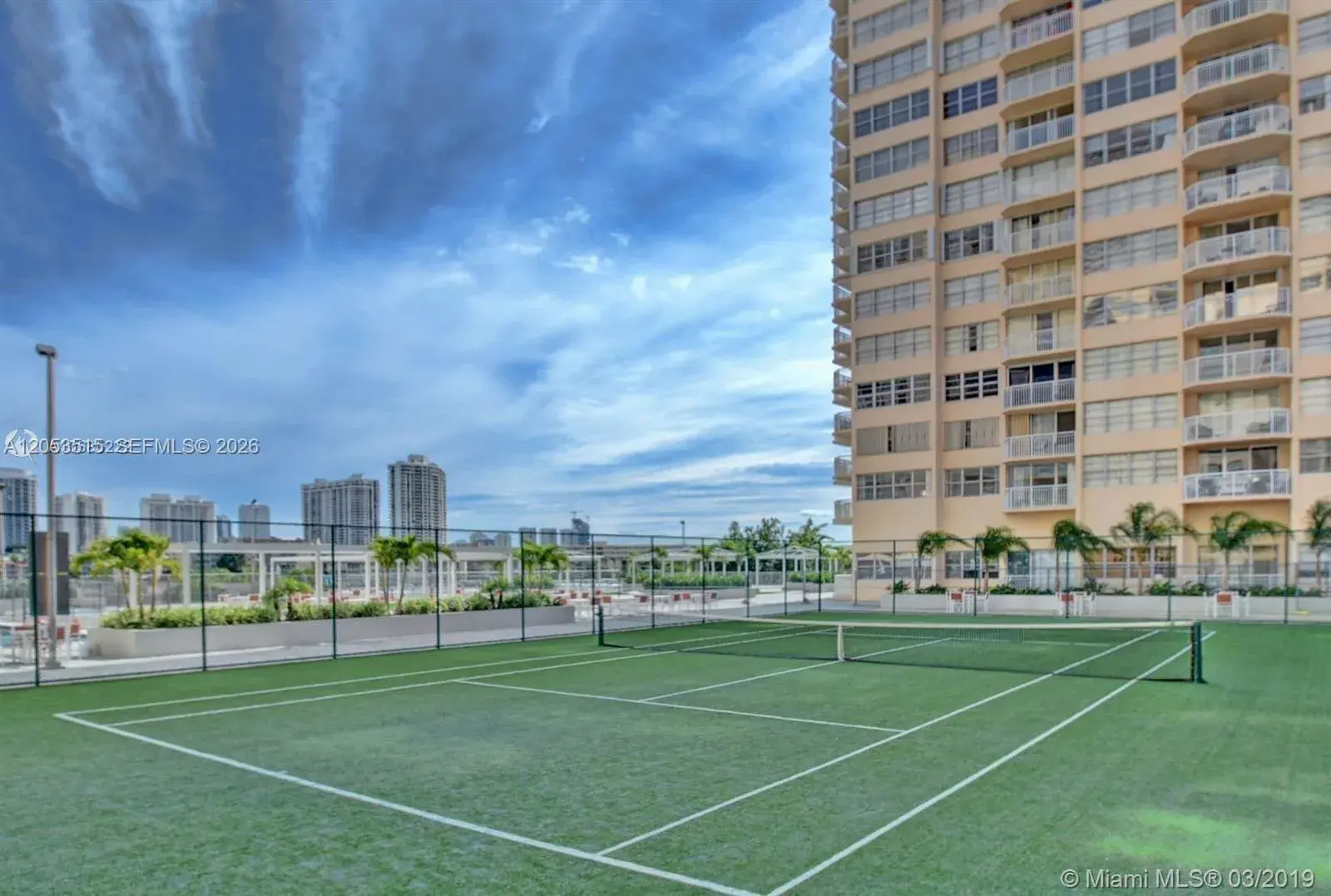 18071 Biscayne Blvd # 1402, Aventura FL 33160