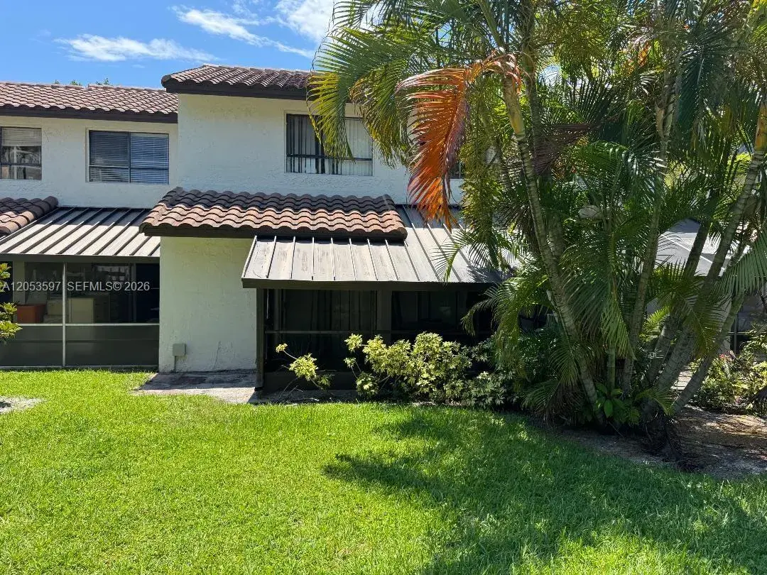 2 bedroom 1 bath Residential for sale at 7200 NW 2nd Ave # 0360, Boca Raton FL 33487
