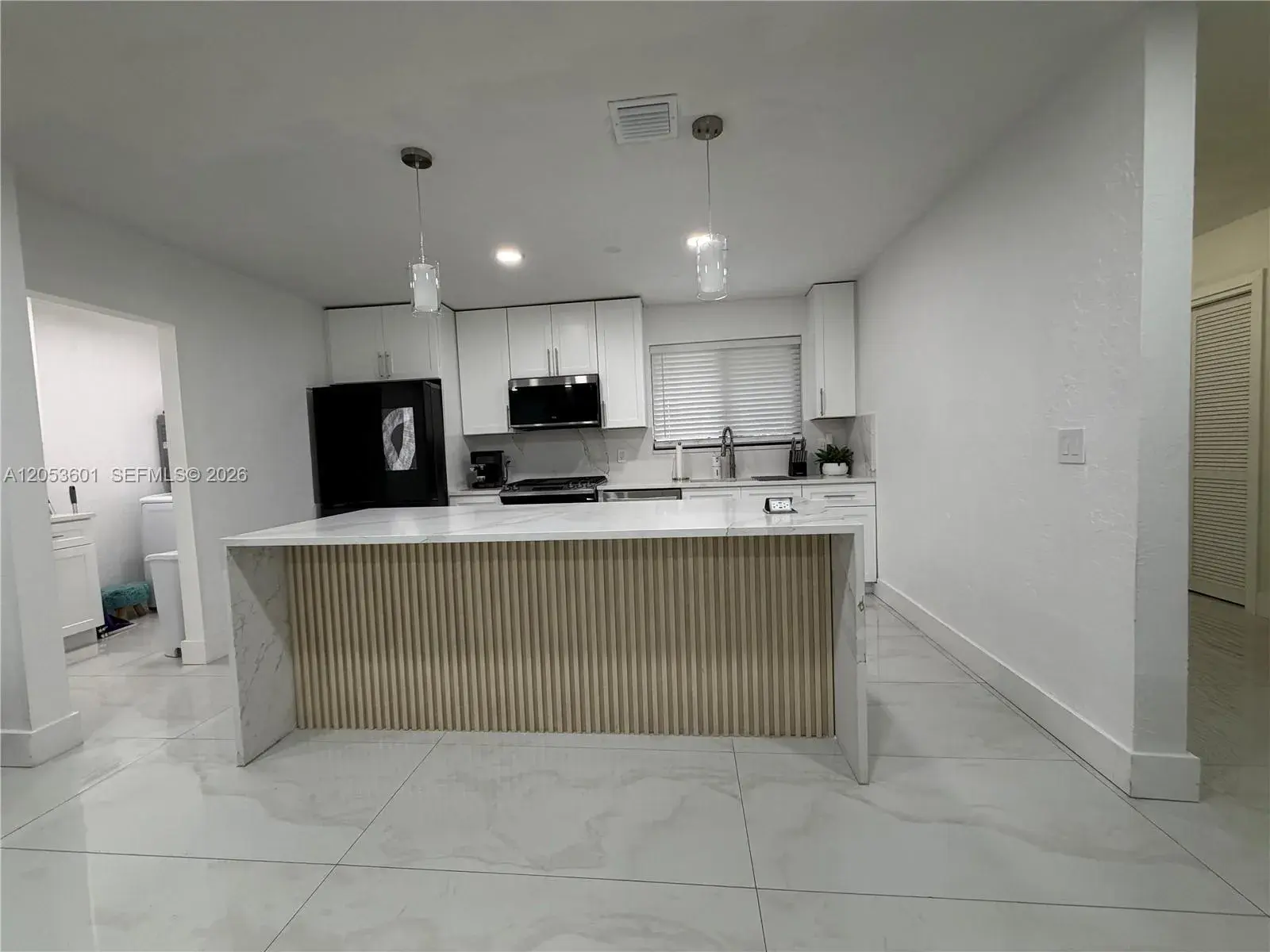 5 bedroom 3 bath Residential for sale at 4700 NW 1st Ct, Plantation FL 33317