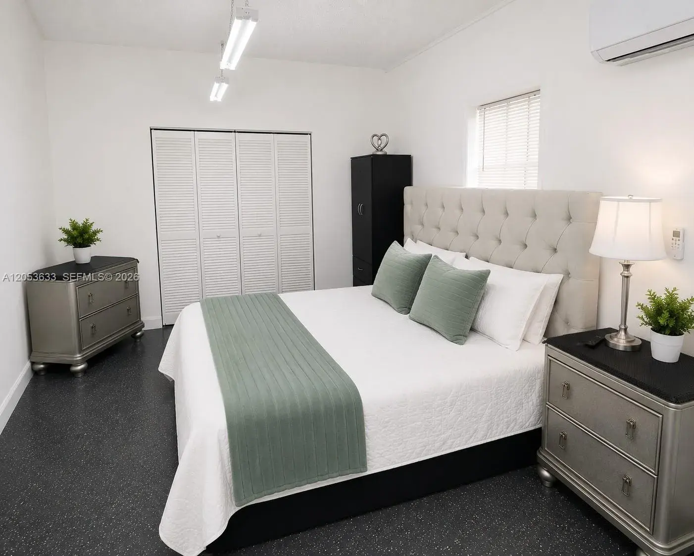 1 bedroom 1 bath Residential Lease for rent at 2323 Taft Street # 2, Hollywood FL 33020