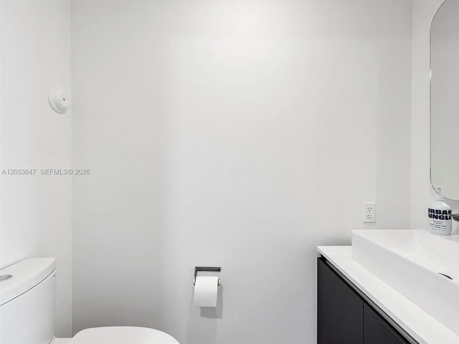 227 NE 2nd St # 2706, Miami FL 33132