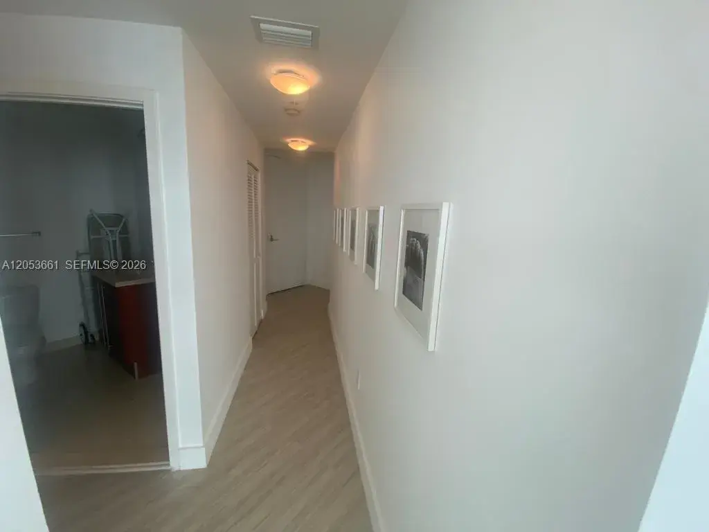 79 SW 12th St, Miami FL 33130