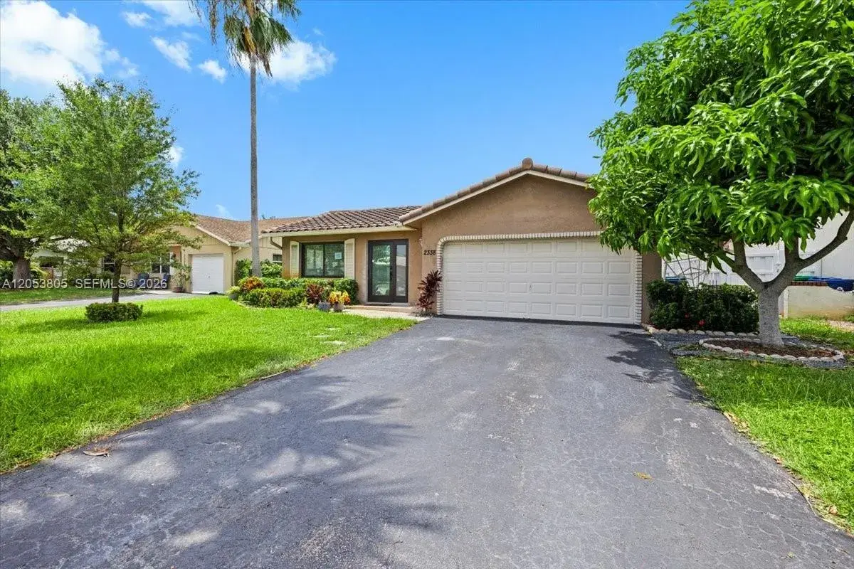 2338 NW 98th Way, Coral Springs FL 33065