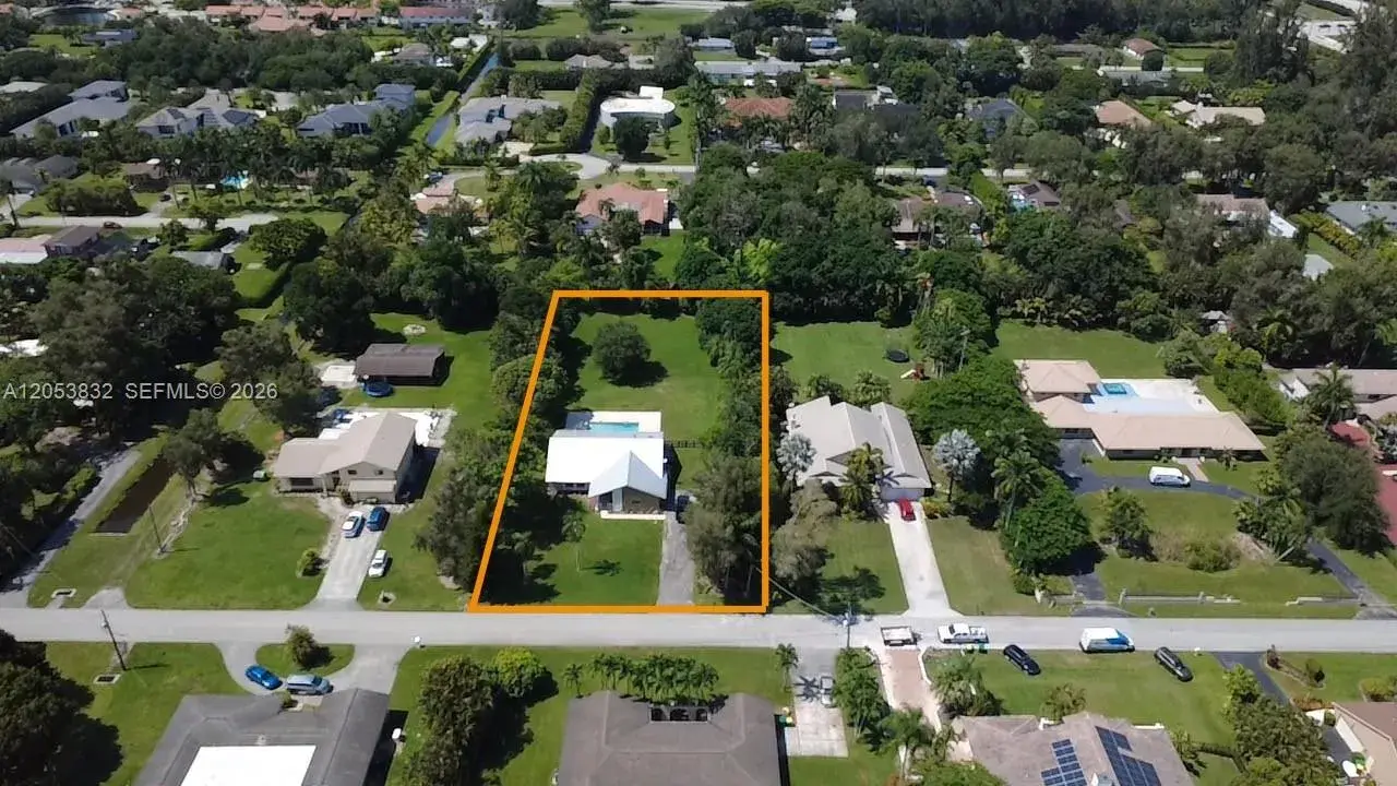 3 bedroom 2 bath Residential for sale at 11501 SW 3rd St, Plantation FL 33325